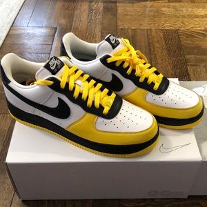 Nike Men’s Air Force 1 Sneakers